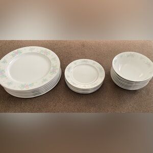 Vtg 20pc China Garden Prestige Platinum Trim Dinner Plates/Dessert Plates/Bowls